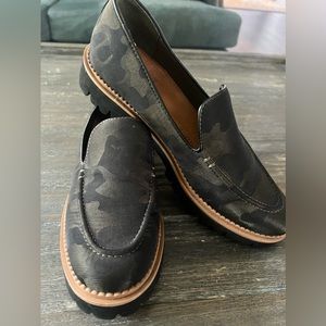 BARETRAPS posture plus sz 8.5